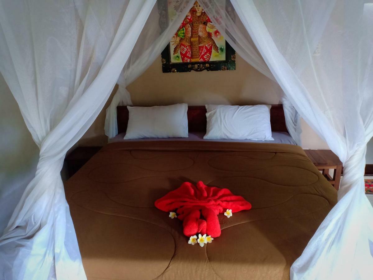 Bed and Breakfast Menjangan View Banyuwedang Exterior foto